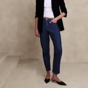 Banana Republic Women's Beau Jeans in Dark Wash